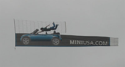 Deceiving-Billboard-Ads-12.jpg