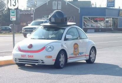 sgt-dan-volkswagen-beetle-police-car.jpg